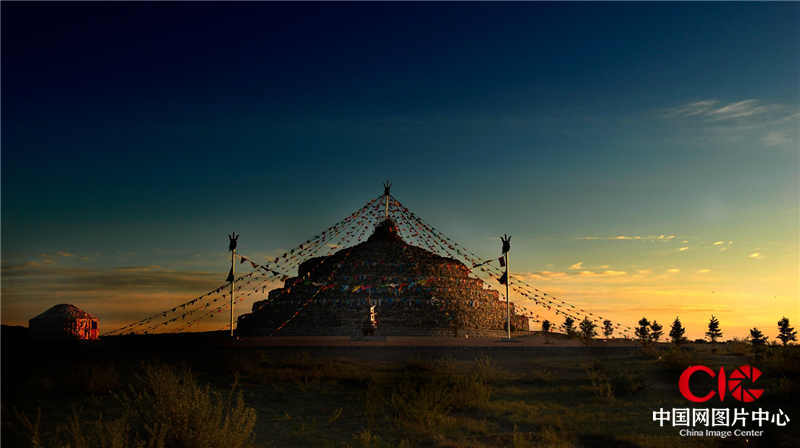 敖包晨光 王联柱摄于乌拉特中旗旅游观光点生态园  