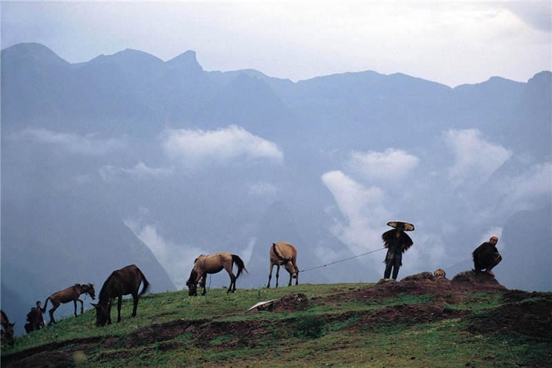 1988 四川巫山 长江三峡巫峡的牧马人 彩色