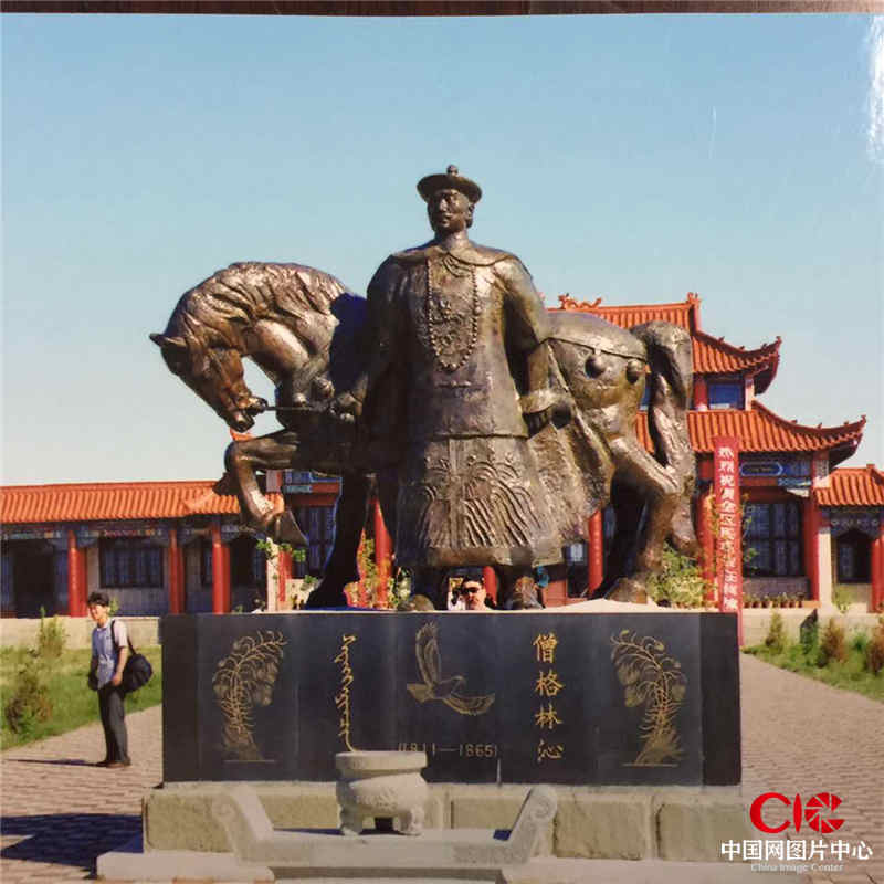 清朝抗八国联军总指挥，科尔沁左翼后旗亲王僧格林沁雕像。 额博摄影